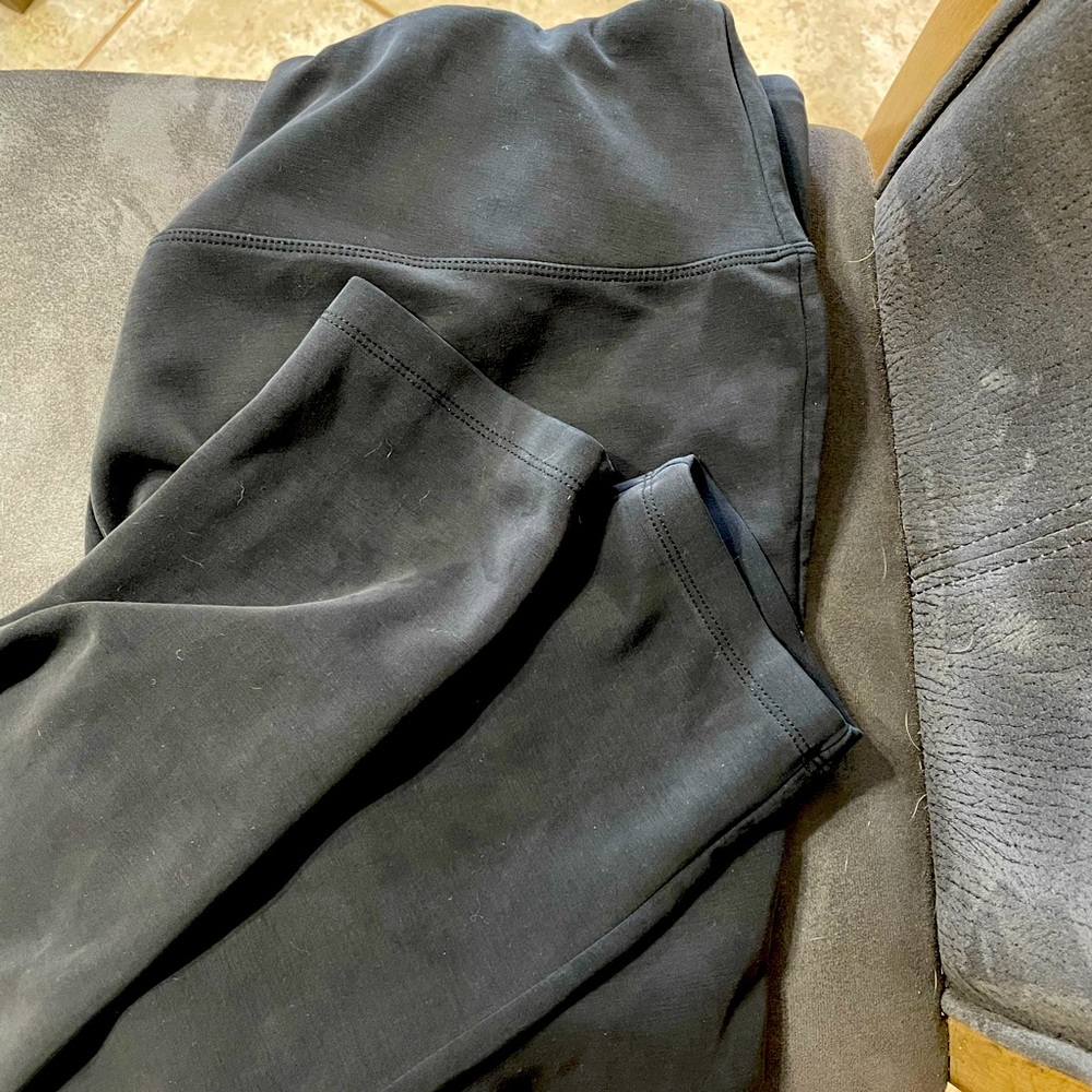 🎄 2 for $15! 
Slim-Sation Pants